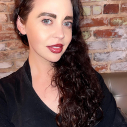 Hollie Mckay Hollie Mckay